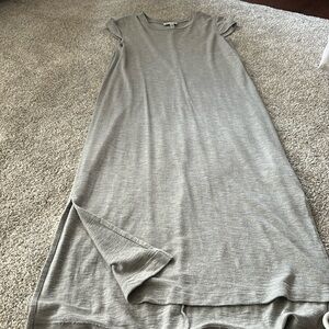Jessica Simpson long gray dress